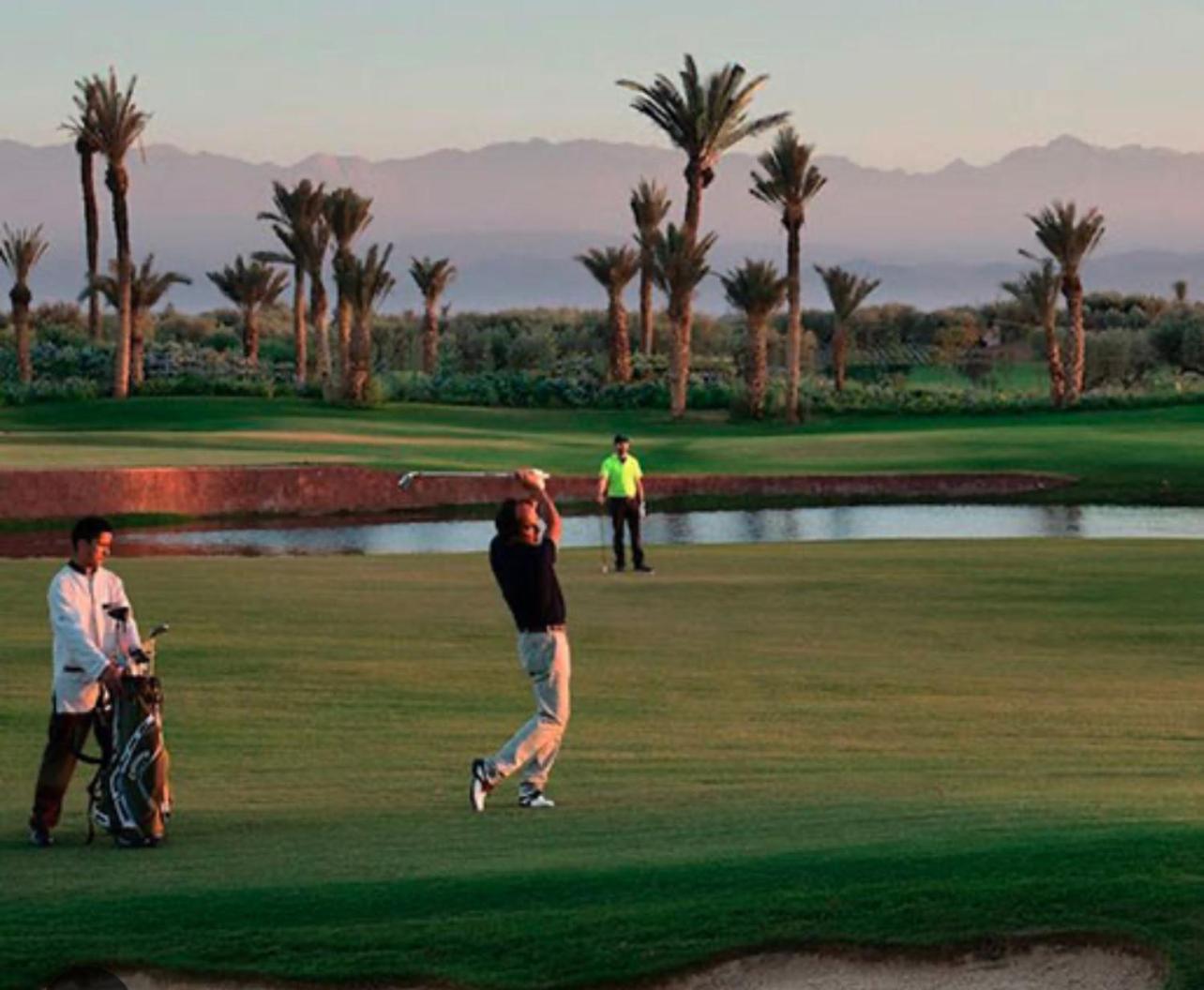 Mini-Villa Situee Dans Une Residence Prestigia A Marrakech, Avec Une Vue Sur La Piscine Et Le Golf Une Securite 24H Sur 24 Et Une Proximite Ideale De L Aeroport 5 Minutes C Est Une Offre Parfaite Pour Des Vacances Marrakesh Exteriör bild